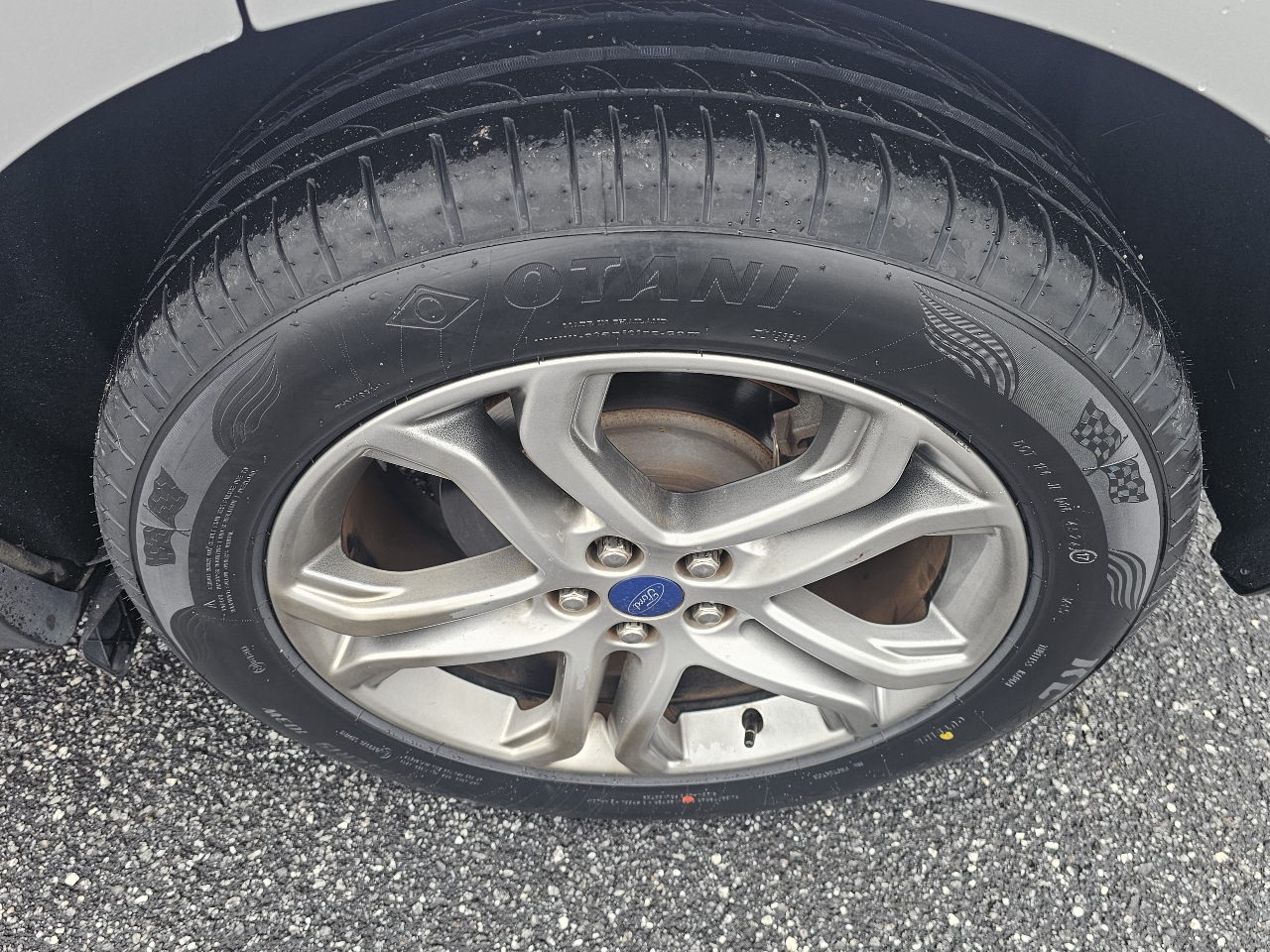 Ford Edge 4dr Titanium FWD 2015