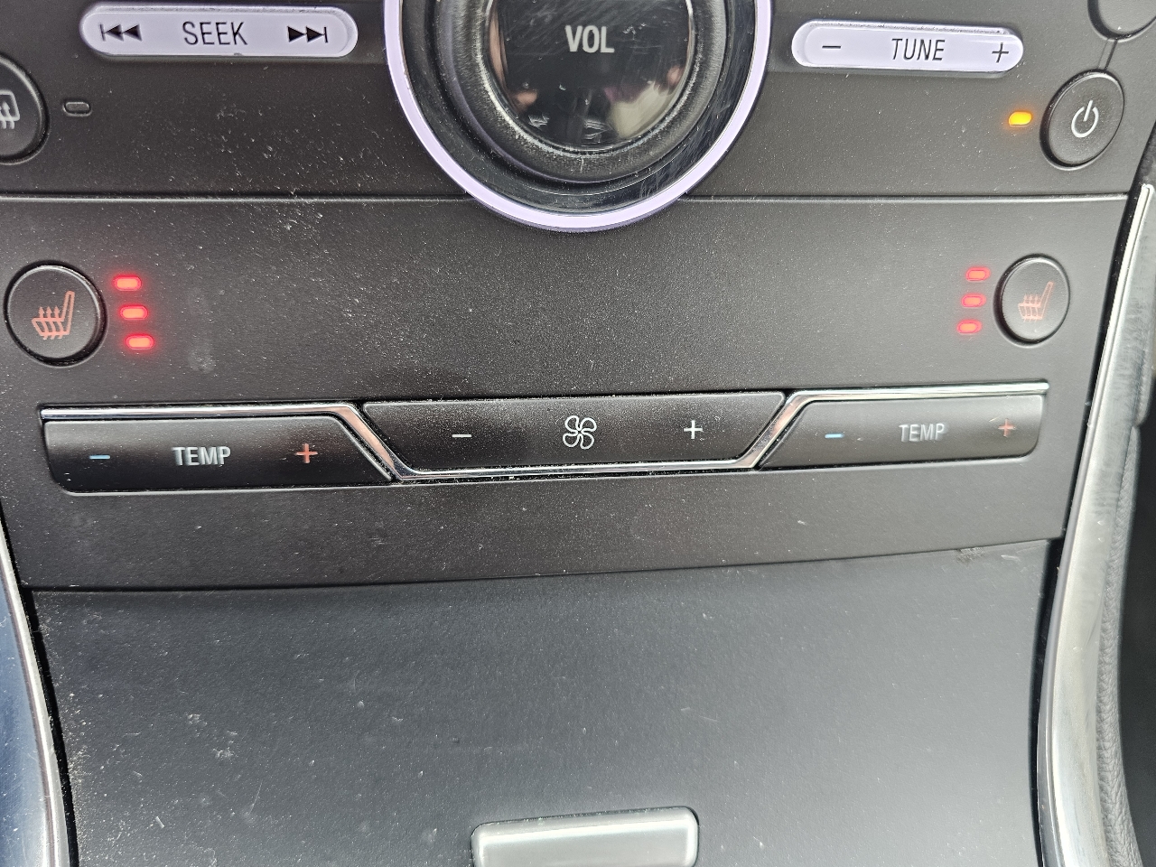 Ford Edge 4dr Titanium FWD 2015