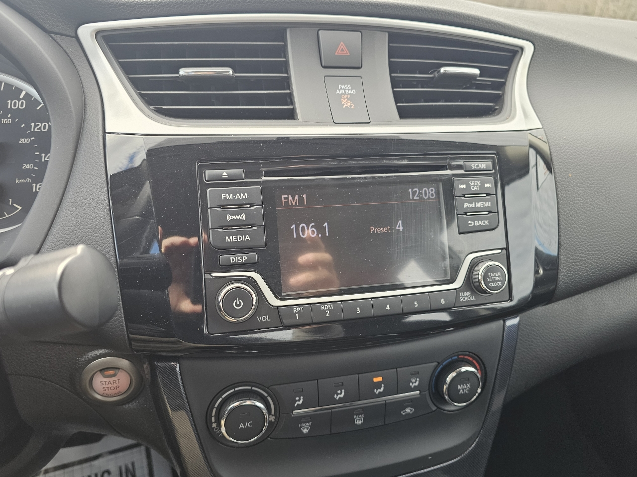 Nissan Sentra SR TURBO CVT 2017