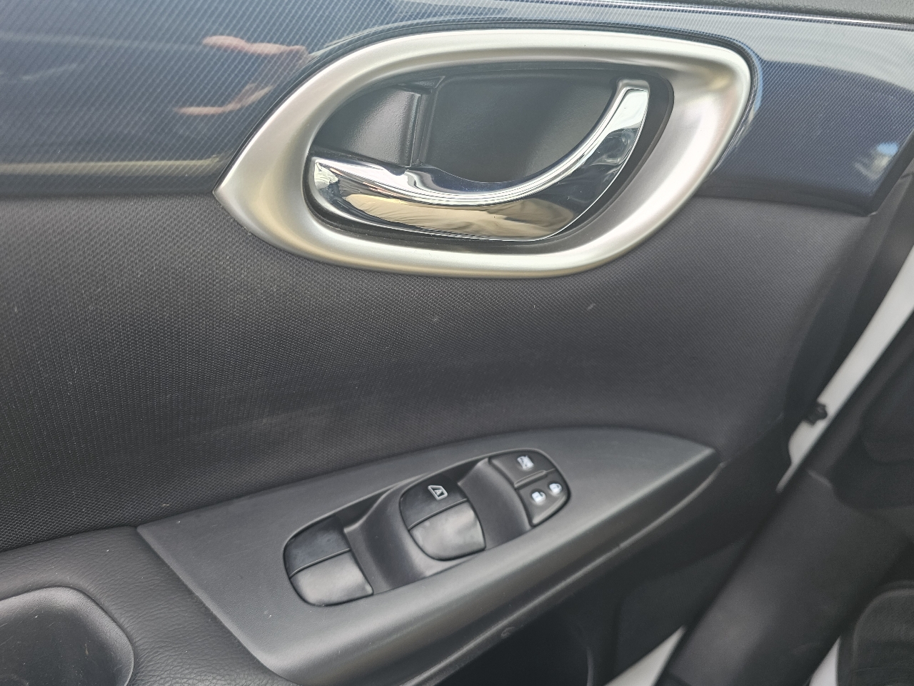 Nissan Sentra SR TURBO CVT 2017