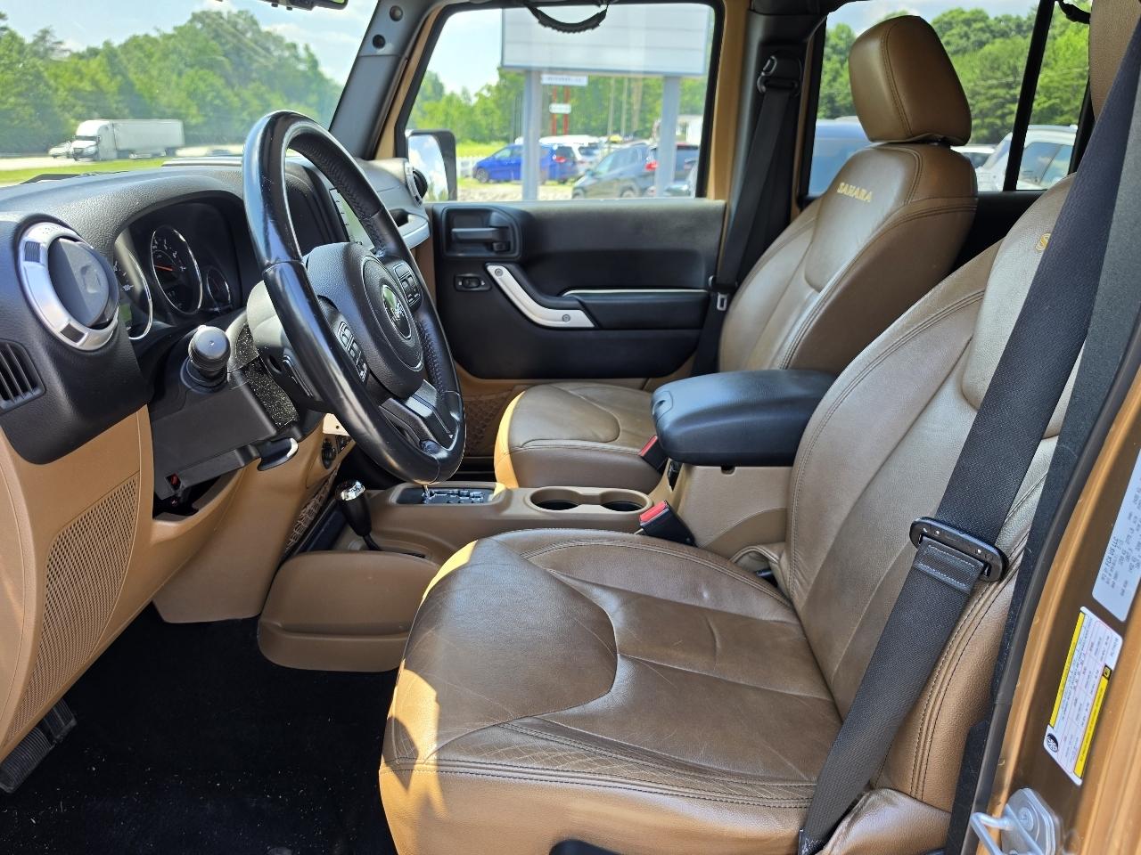 Jeep Wrangler Unlimited 4WD 4dr Sahara 2015