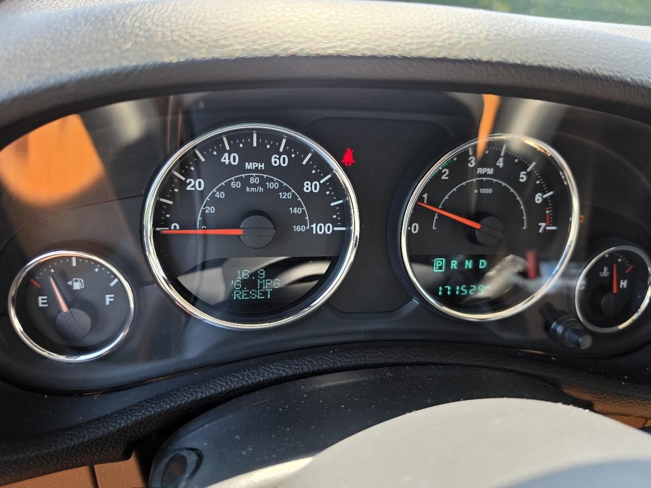 Jeep Wrangler Unlimited 4WD 4dr Sahara 2015