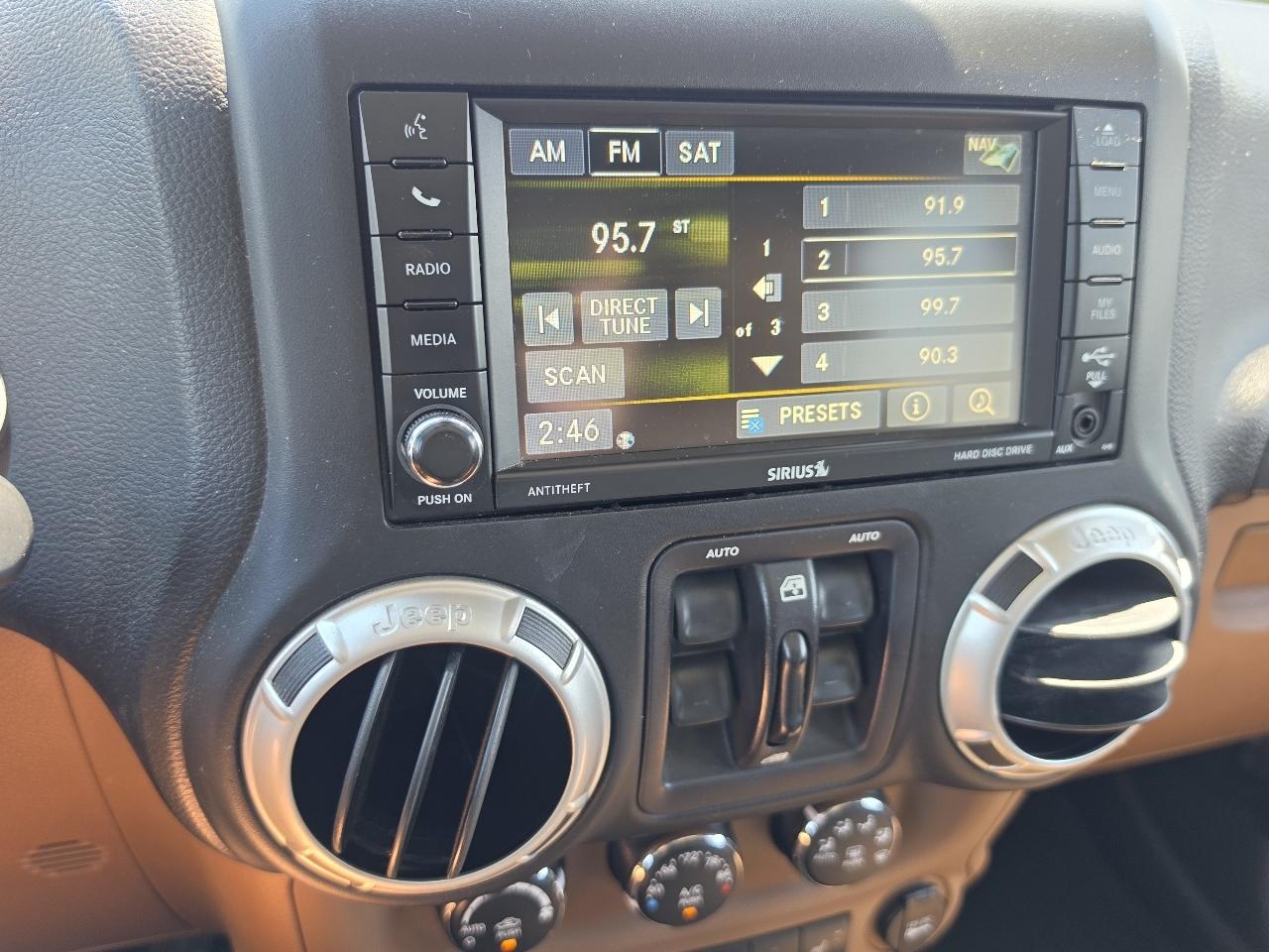 Jeep Wrangler Unlimited 4WD 4dr Sahara 2015