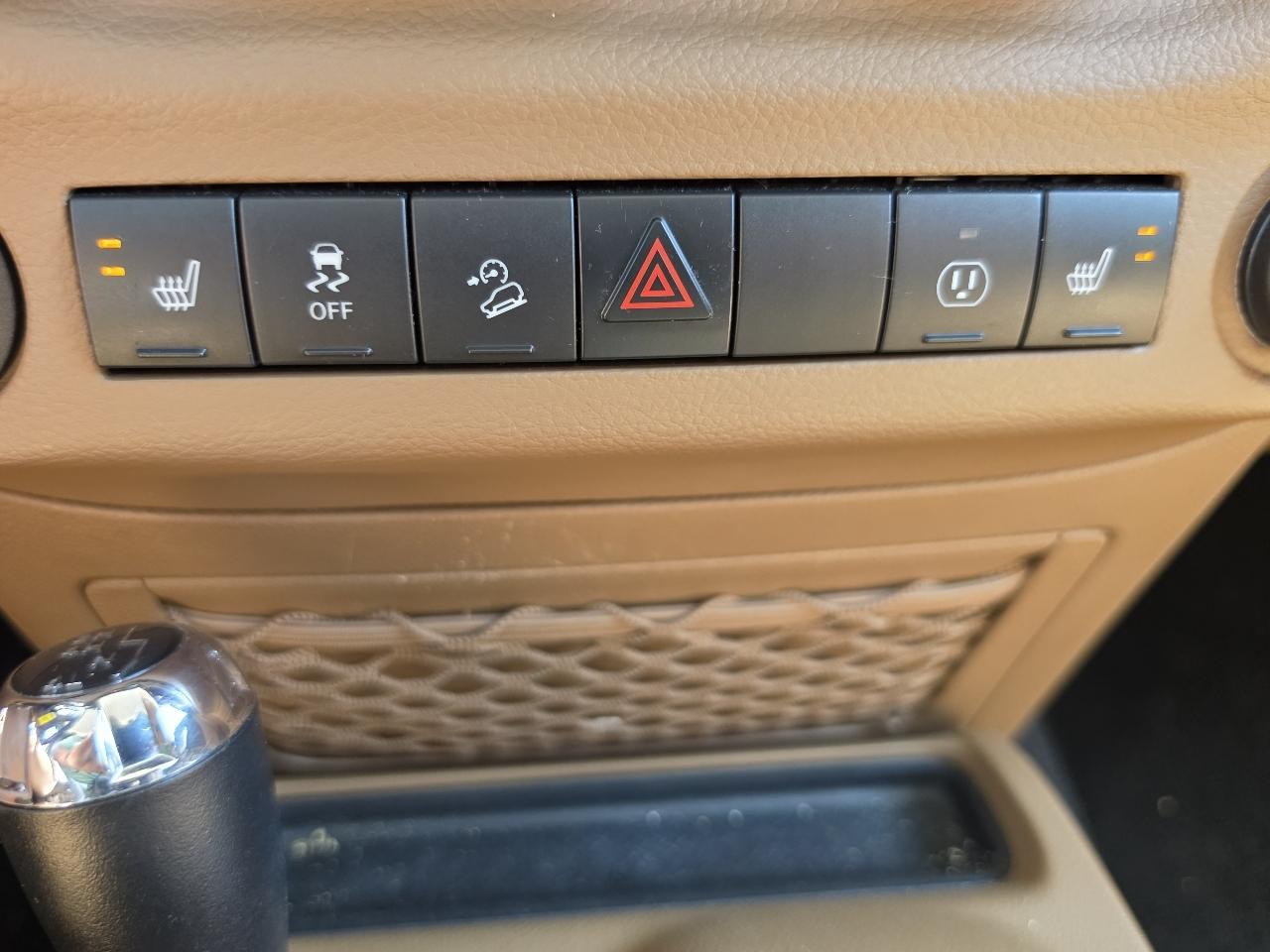 Jeep Wrangler Unlimited 4WD 4dr Sahara 2015