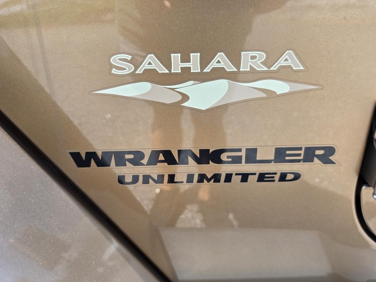 Jeep Wrangler Unlimited 4WD 4dr Sahara 2015