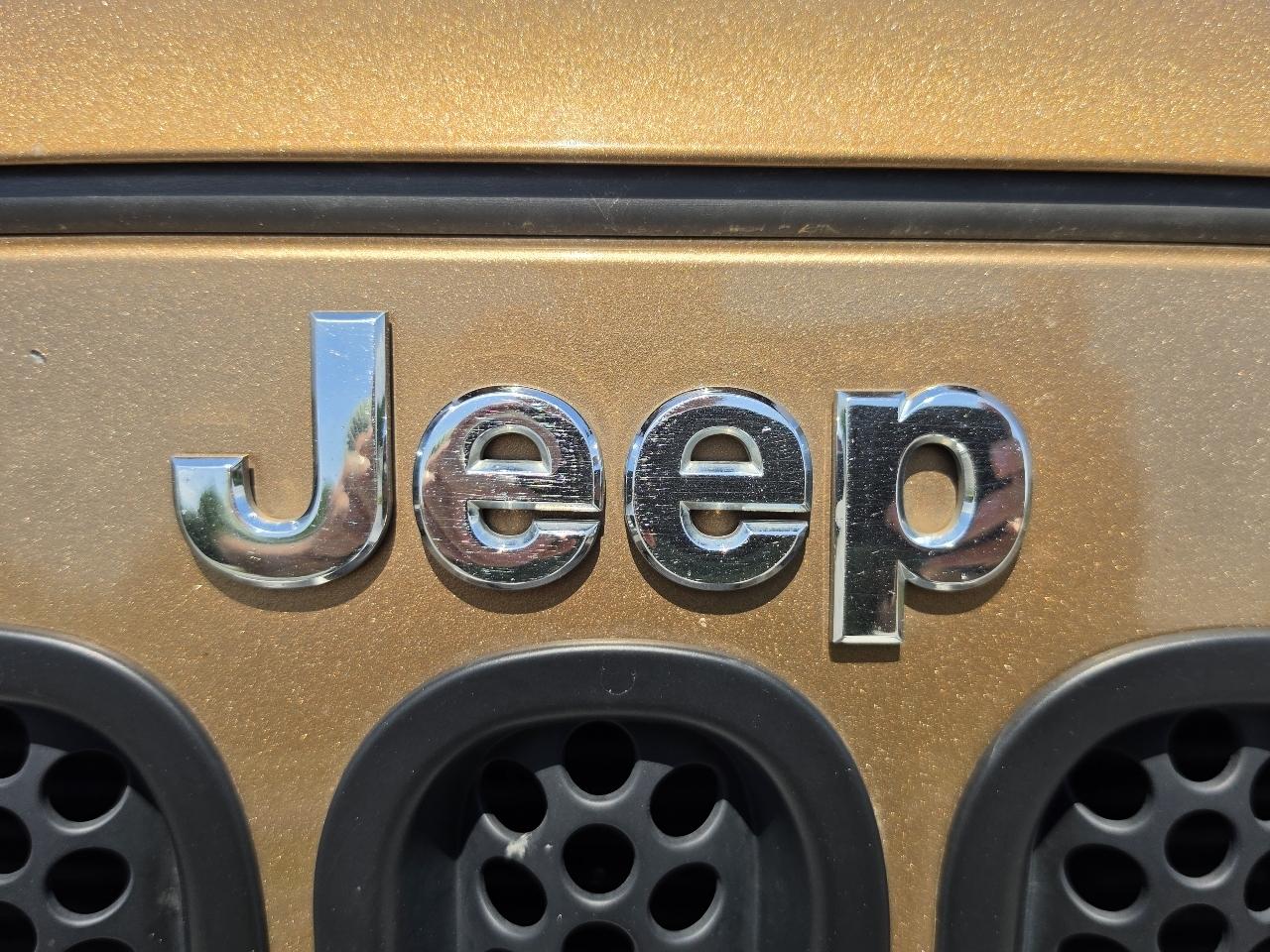 Jeep Wrangler Unlimited 4WD 4dr Sahara 2015