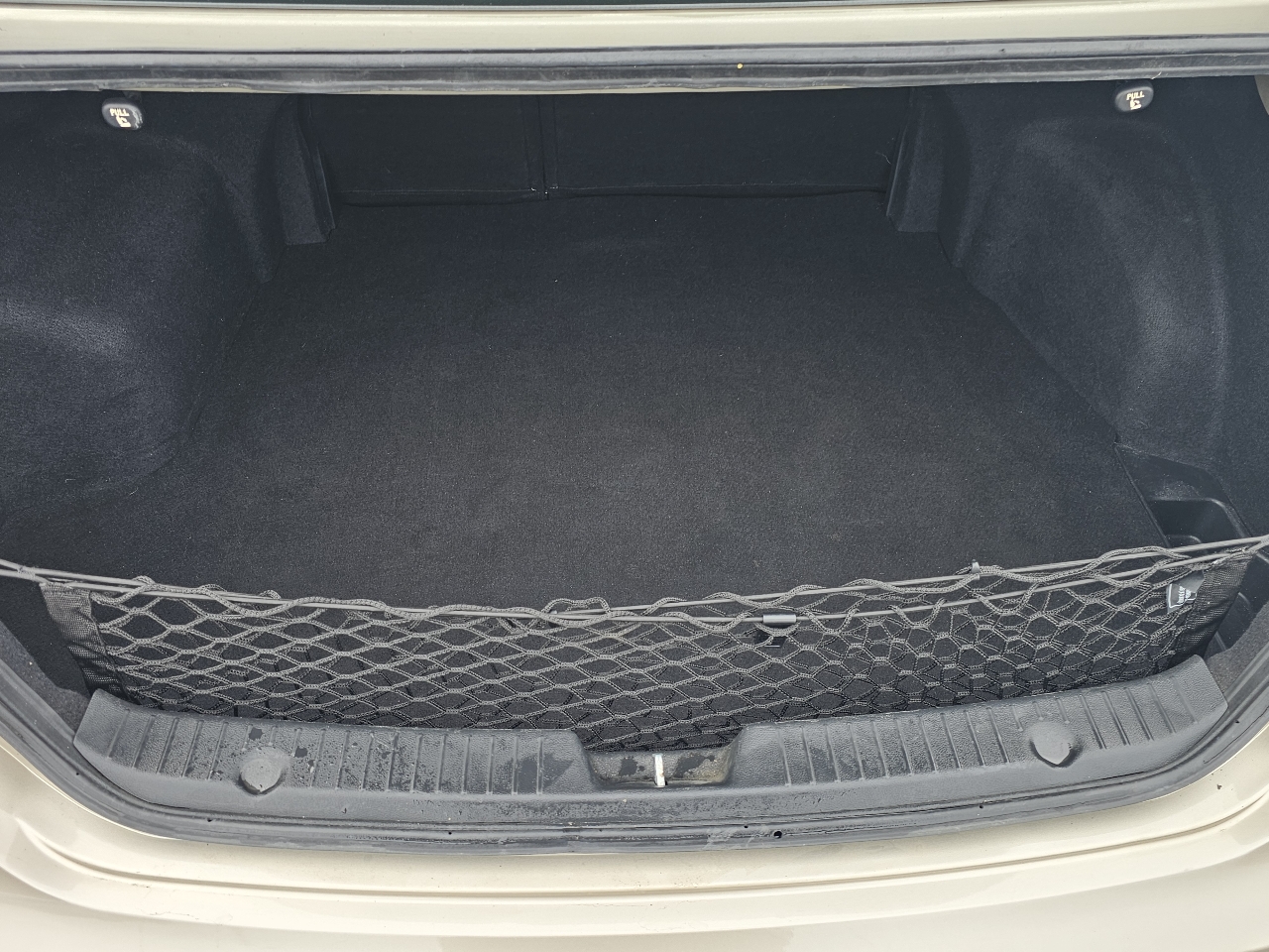 Hyundai Sonata 4dr Sdn 2.4L Auto Ltd 2011