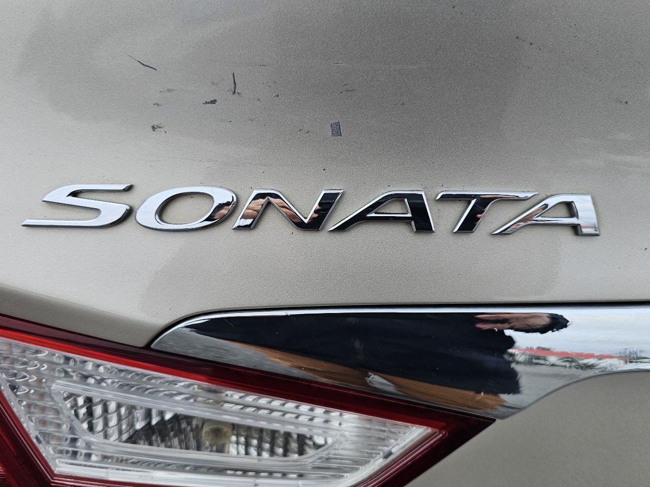 Hyundai Sonata 4dr Sdn 2.4L Auto Ltd 2011