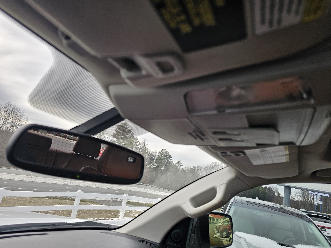 Toyota Tundra 4WD 1794 Edition CrewMax 5.5' Bed 5.7L FFV (Natl) 2017