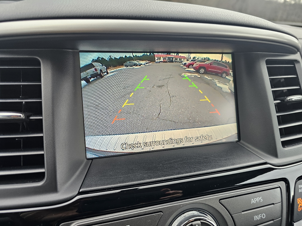 Nissan Pathfinder 4x4 S 2017