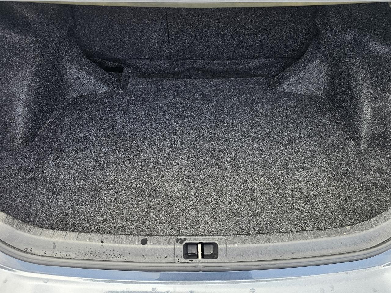 Toyota Corolla XLE CVT (Natl) 2019