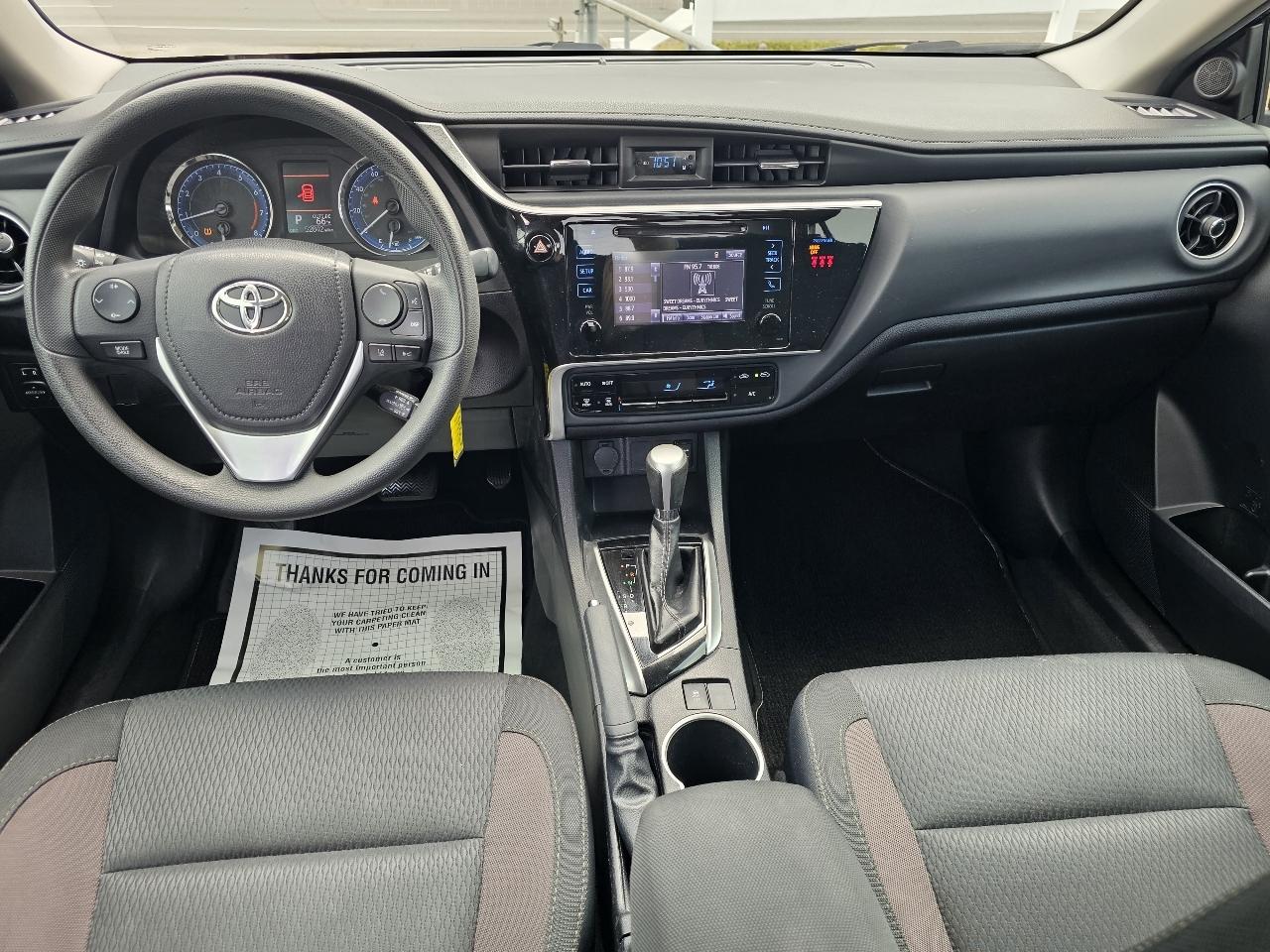 Toyota Corolla XLE CVT (Natl) 2019