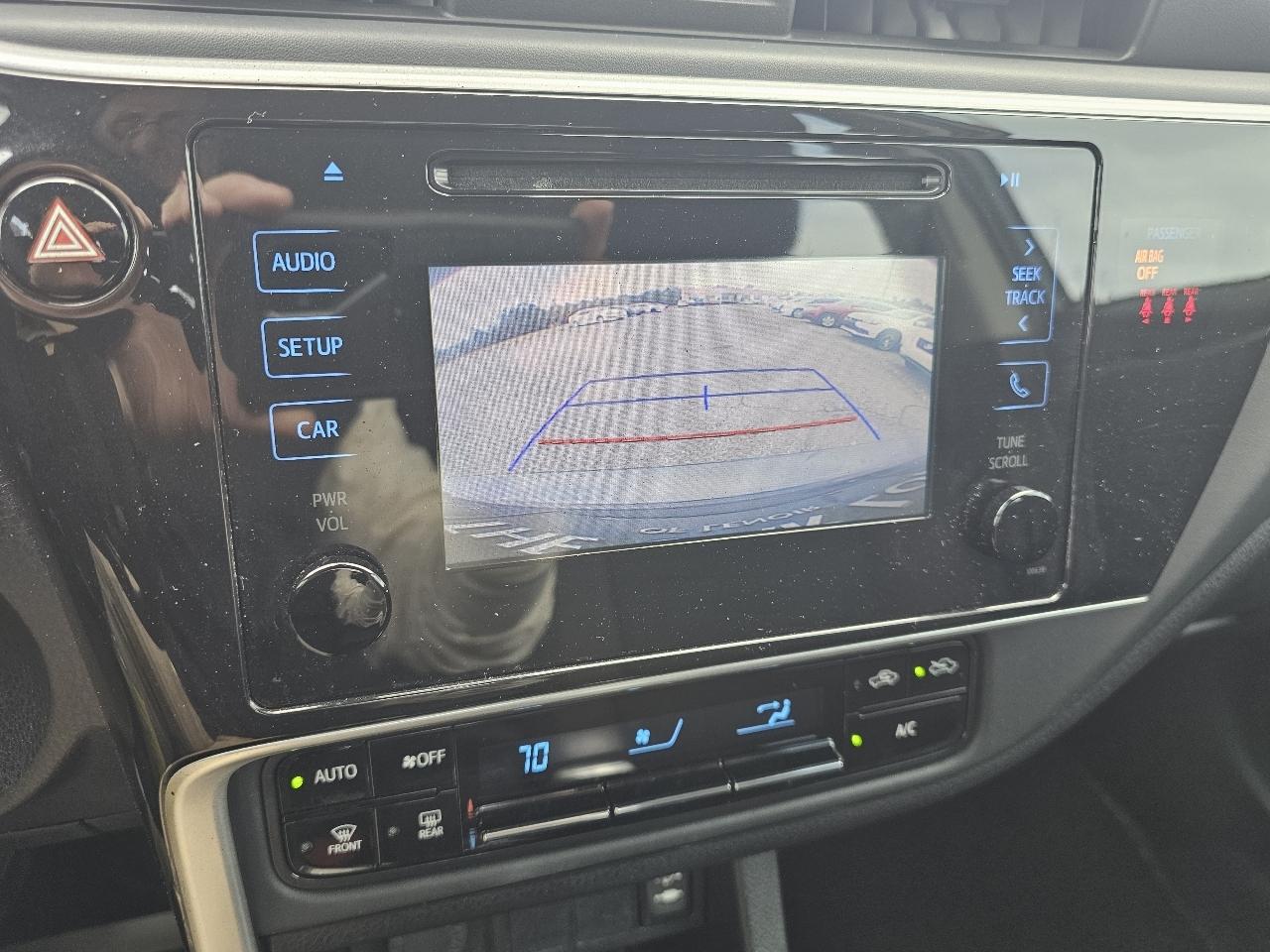 Toyota Corolla XLE CVT (Natl) 2019