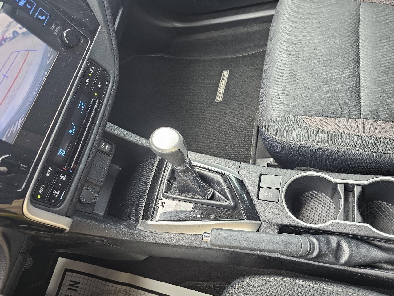 Toyota Corolla XLE CVT (Natl) 2019