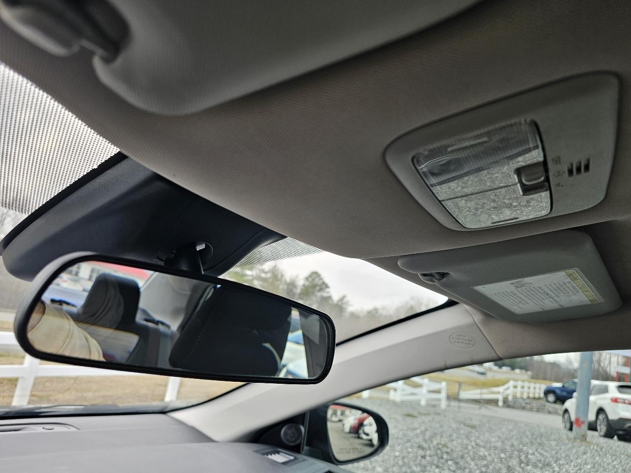 Toyota Corolla XLE CVT (Natl) 2019