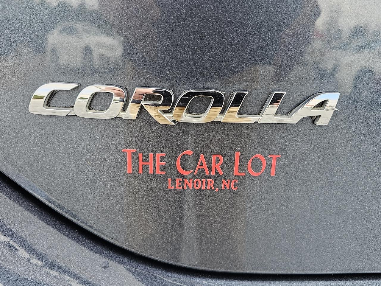 Toyota Corolla XLE CVT (Natl) 2019