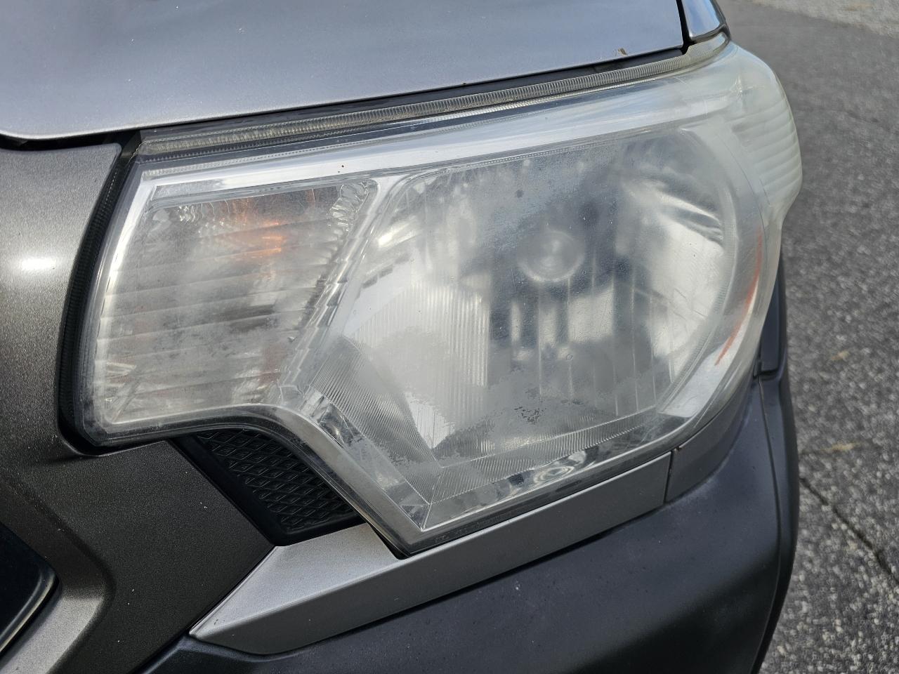 Toyota Tacoma 4WD Double Cab V6 AT (Natl) 2015