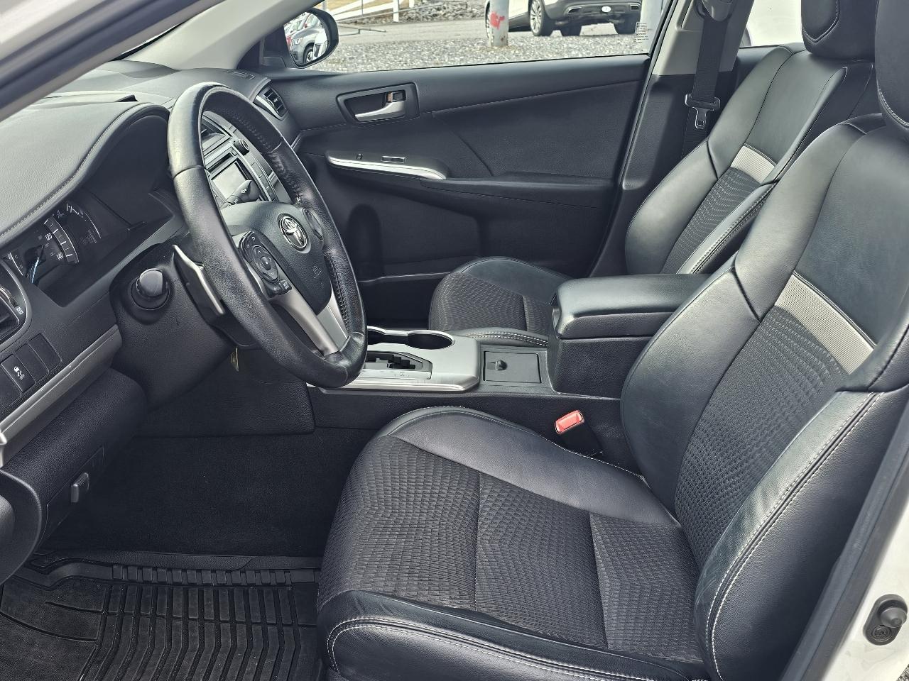 Toyota Camry 4dr Sdn I4 Auto SE Sport Limited Edition (Natl) 2012