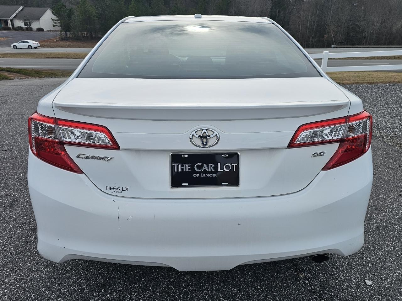 Toyota Camry 4dr Sdn I4 Auto SE Sport Limited Edition (Natl) 2012