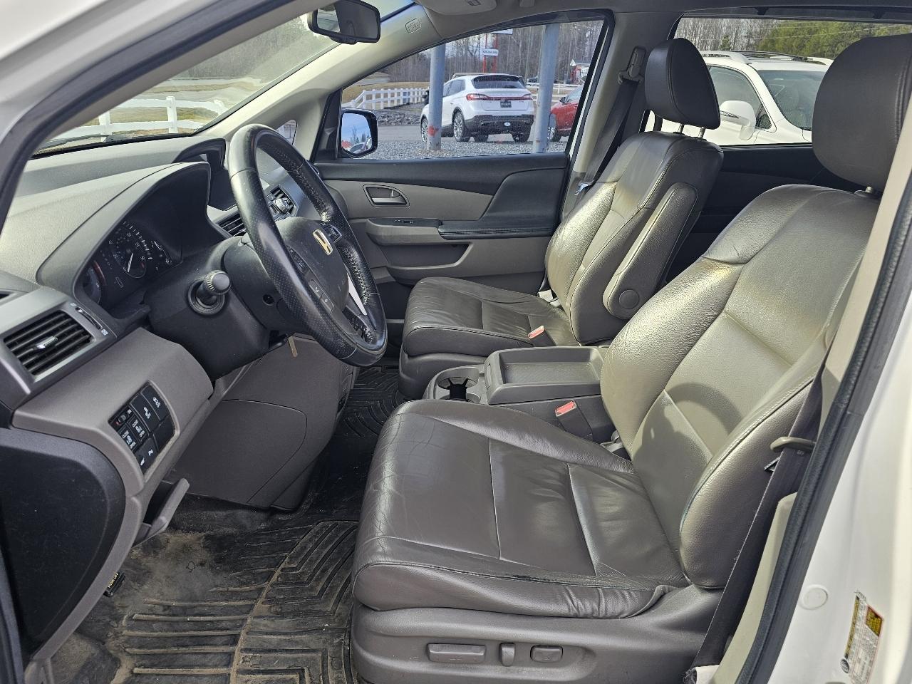 Honda Odyssey 5dr Touring 2011