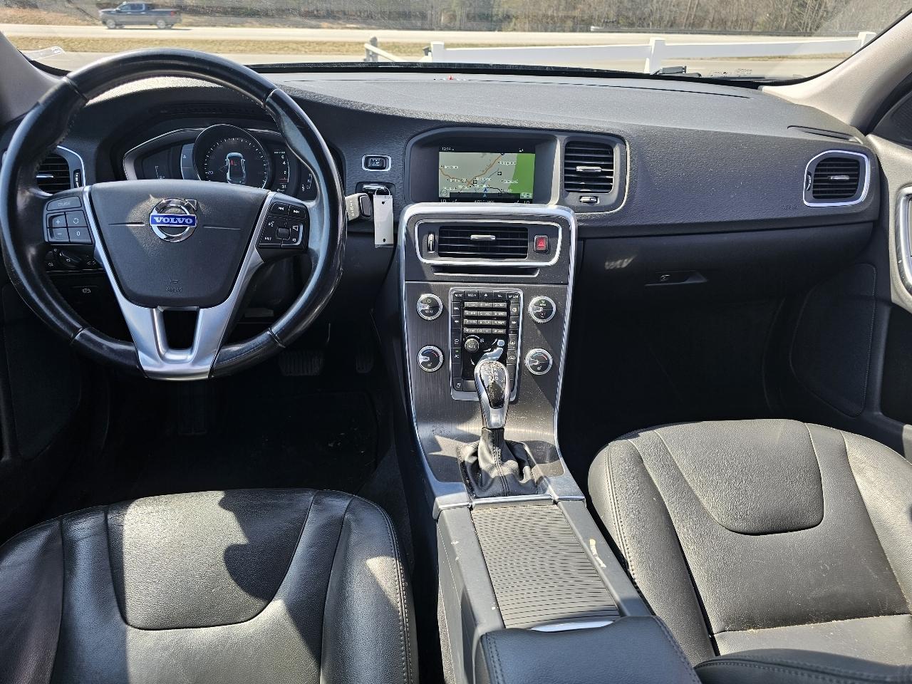 Volvo S60 2015.5 4dr Sdn T5 Premier AWD 2015