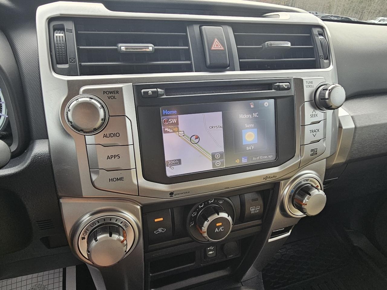 Toyota 4Runner RWD 4dr V6 SR5 Premium (Natl) 2014