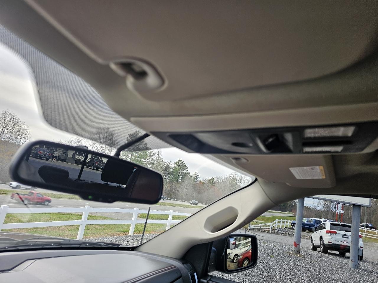 RAM 1500 4WD Crew Cab 140.5" Laramie Longhorn 2012