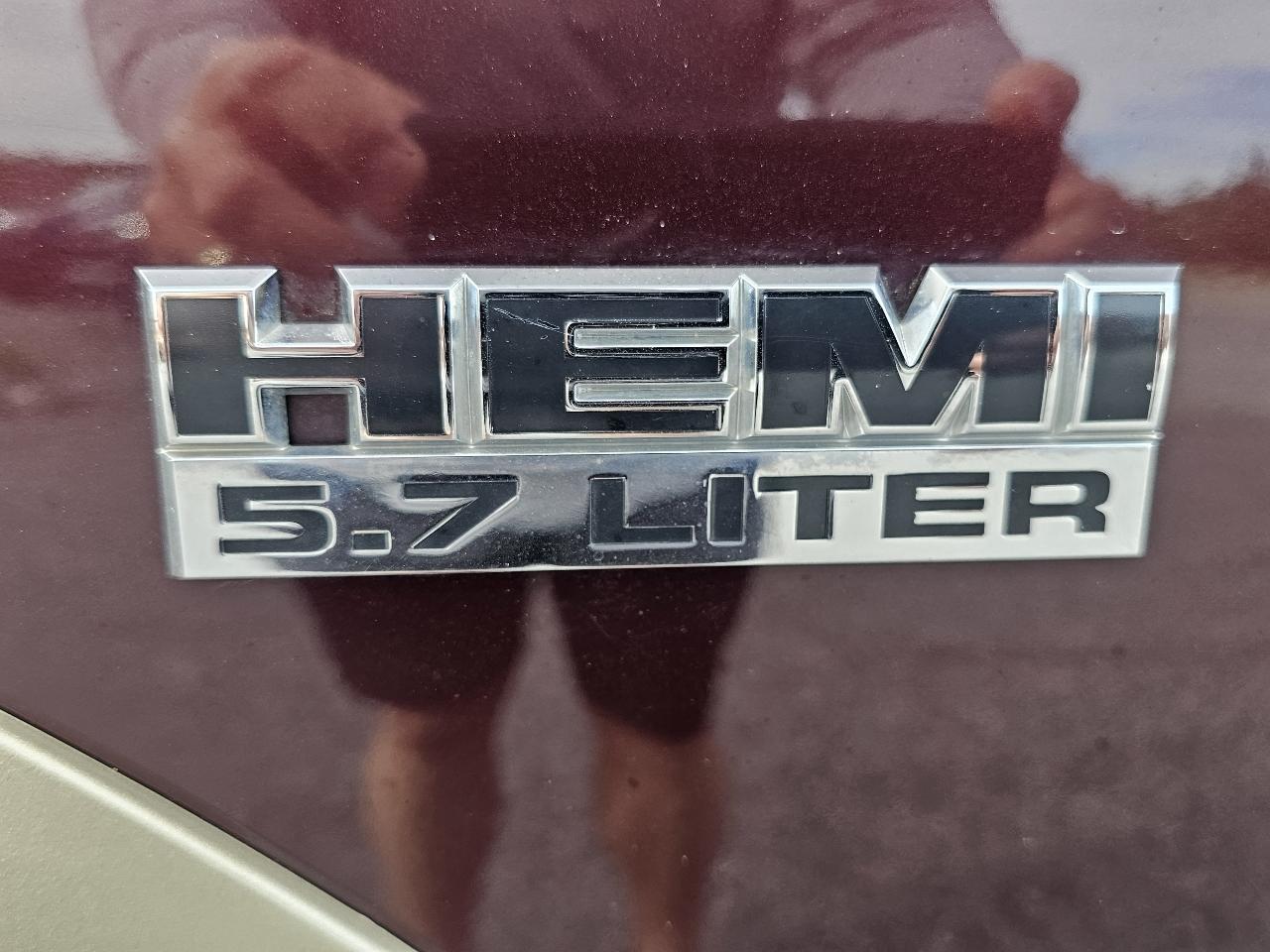 RAM 1500 4WD Crew Cab 140.5" Laramie Longhorn 2012