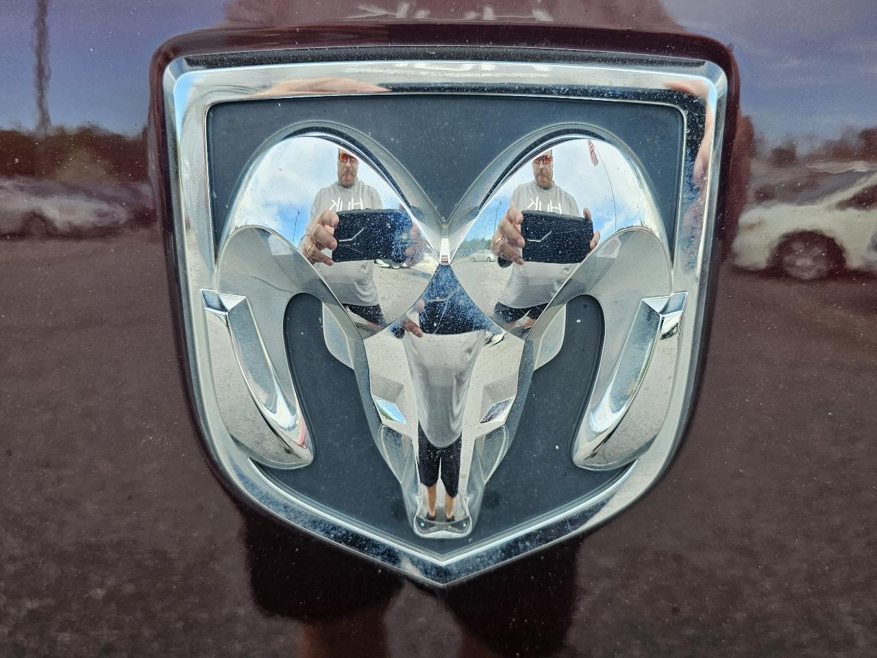 RAM 1500 4WD Crew Cab 140.5" Laramie Longhorn 2012