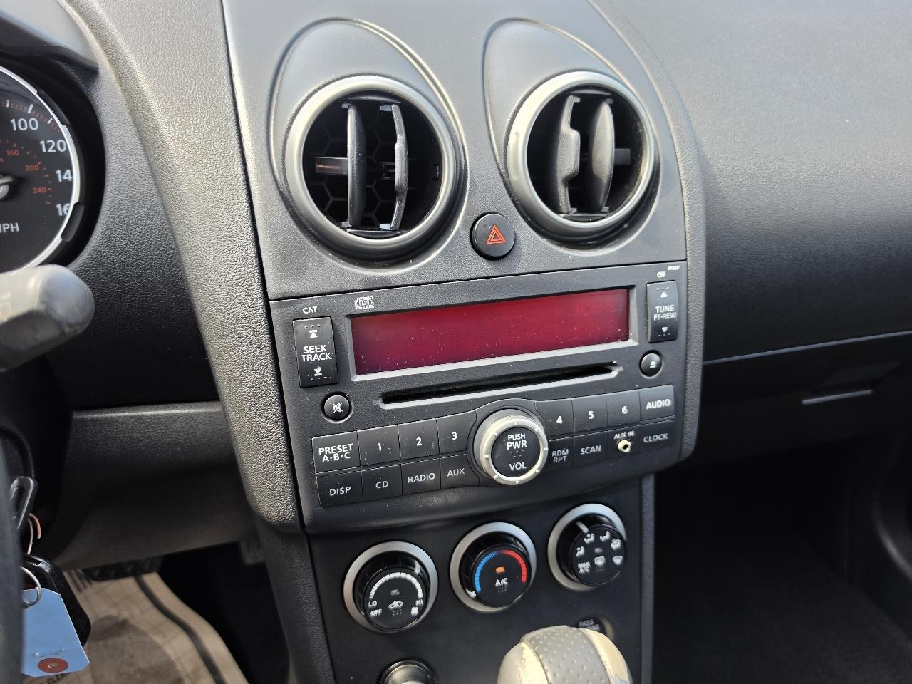 Nissan Rogue AWD 4dr S Krom Edition 2010