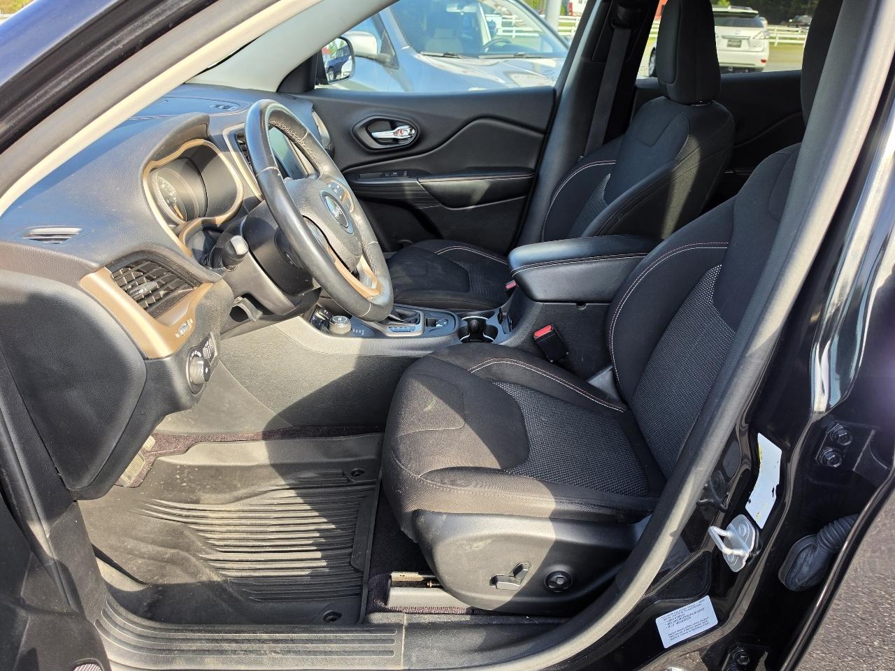 Jeep Cherokee 4WD 4dr 75th Anniversary 2016