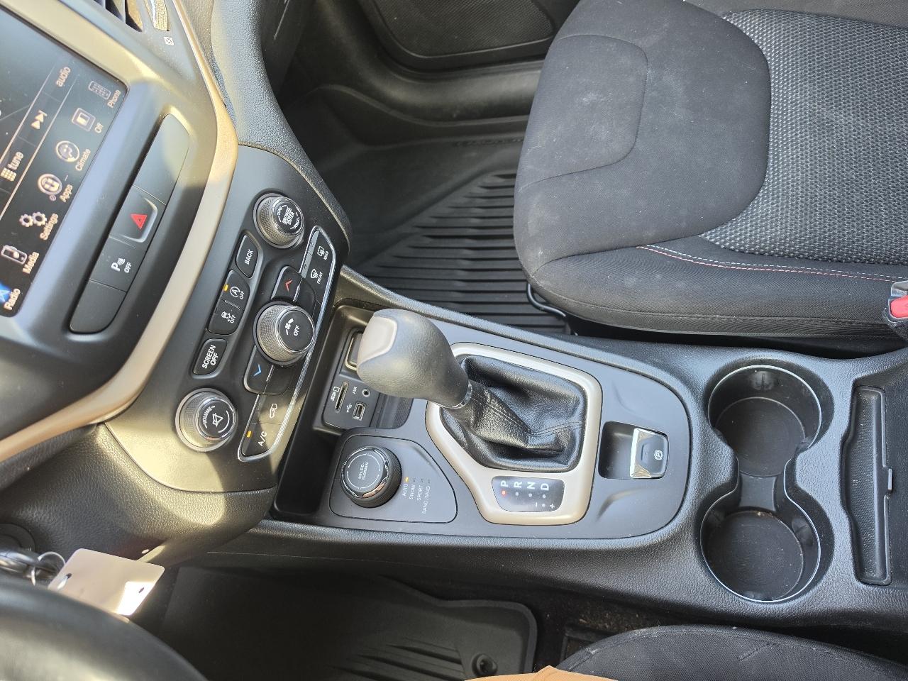 Jeep Cherokee 4WD 4dr 75th Anniversary 2016