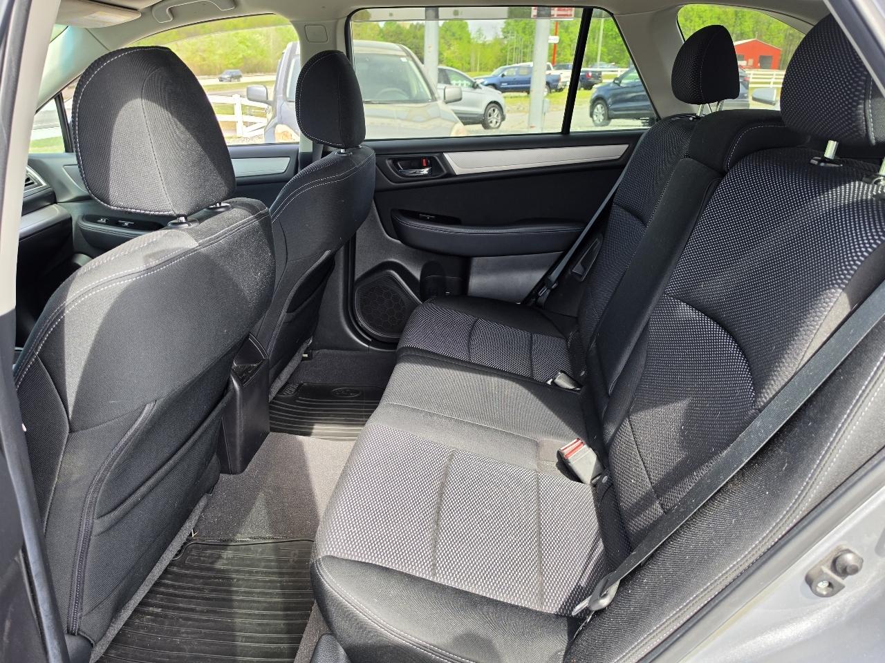 Subaru Outback 4dr Wgn 2.5i Premium PZEV 2016