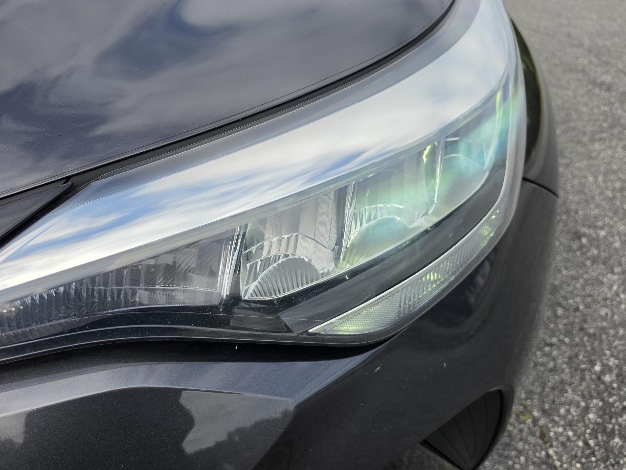 Toyota C-HR Nightshade FWD (Natl) 2021