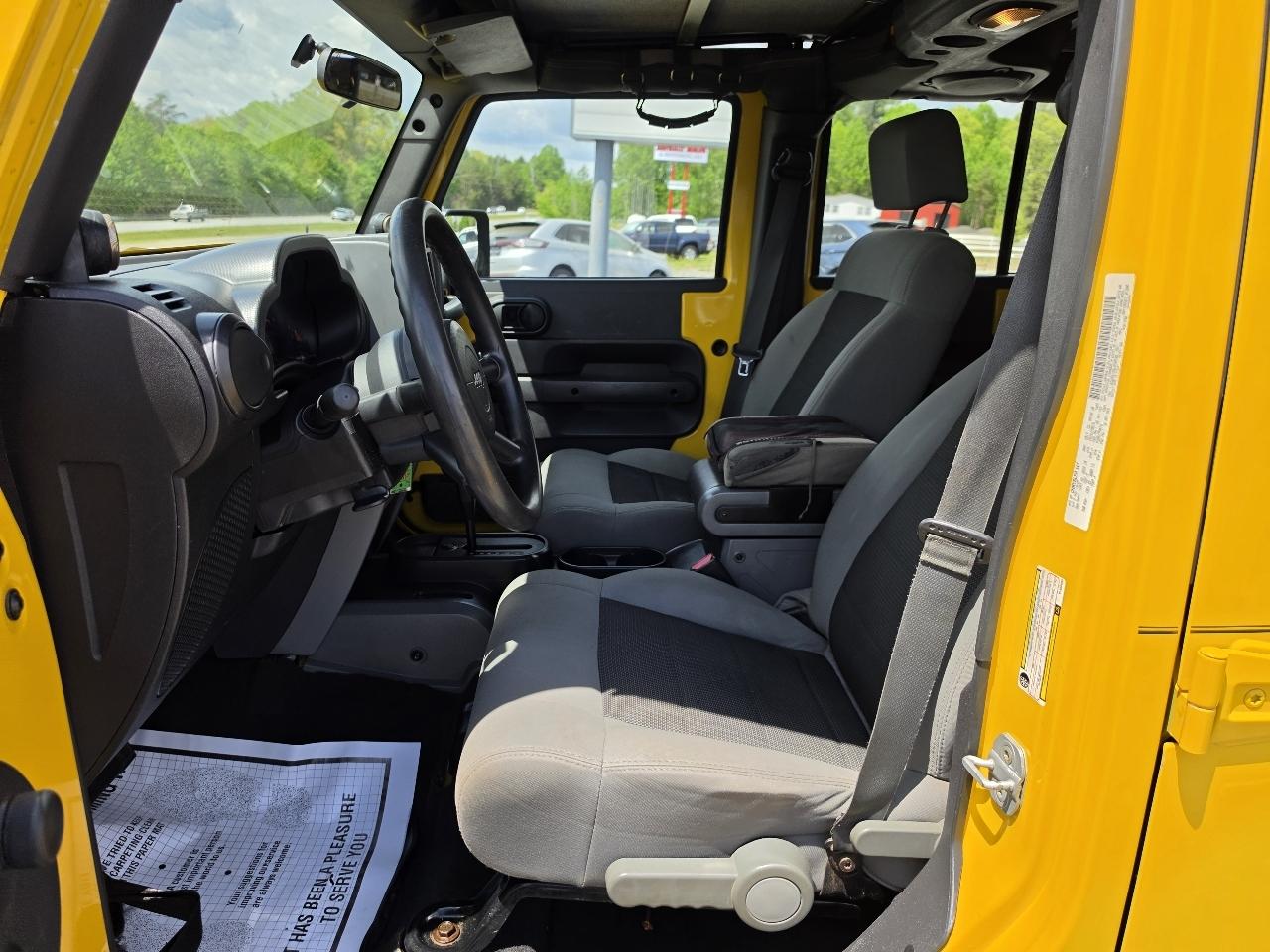 Jeep Wrangler RWD 4dr Unlimited X 2008