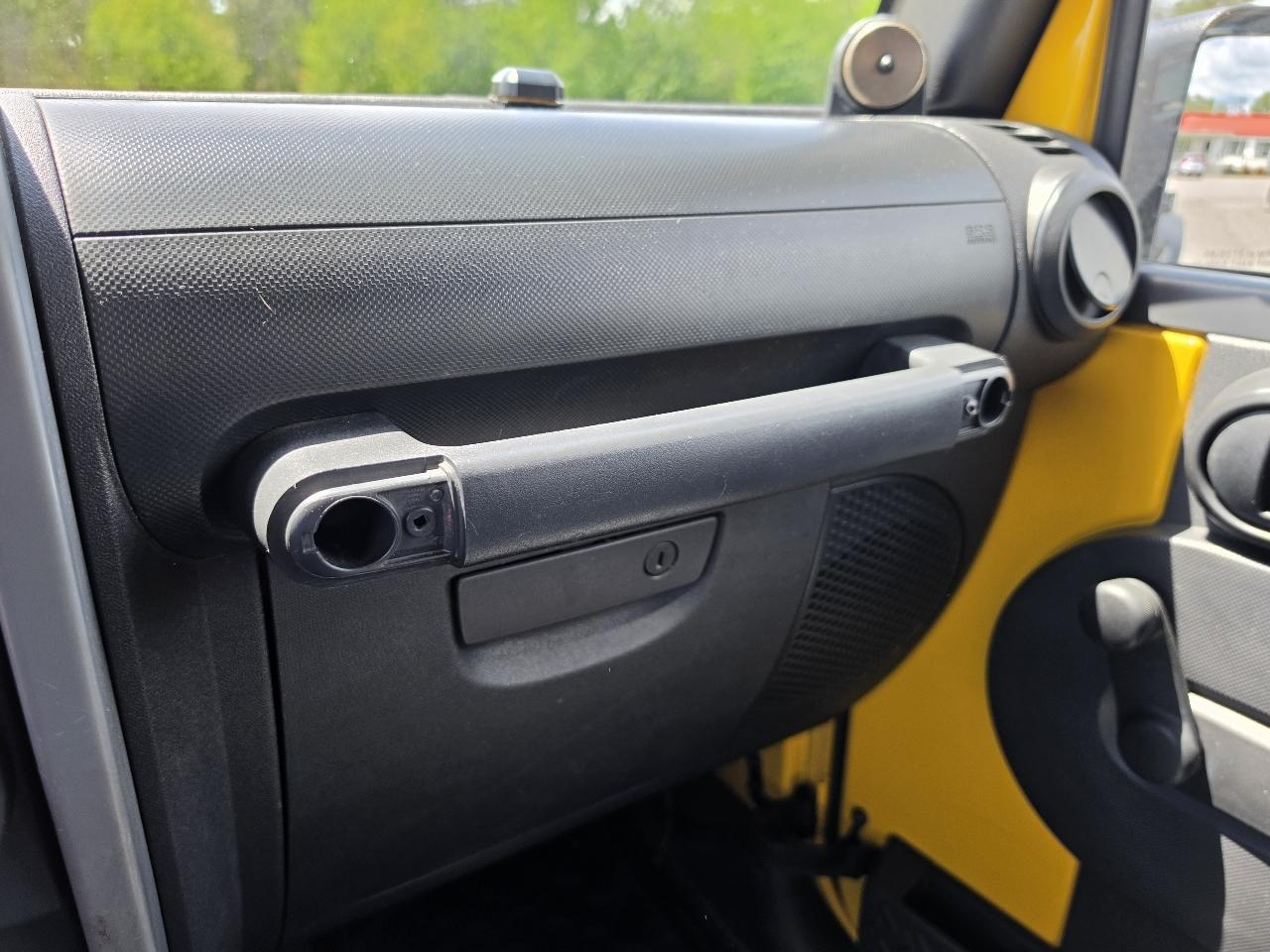 Jeep Wrangler RWD 4dr Unlimited X 2008