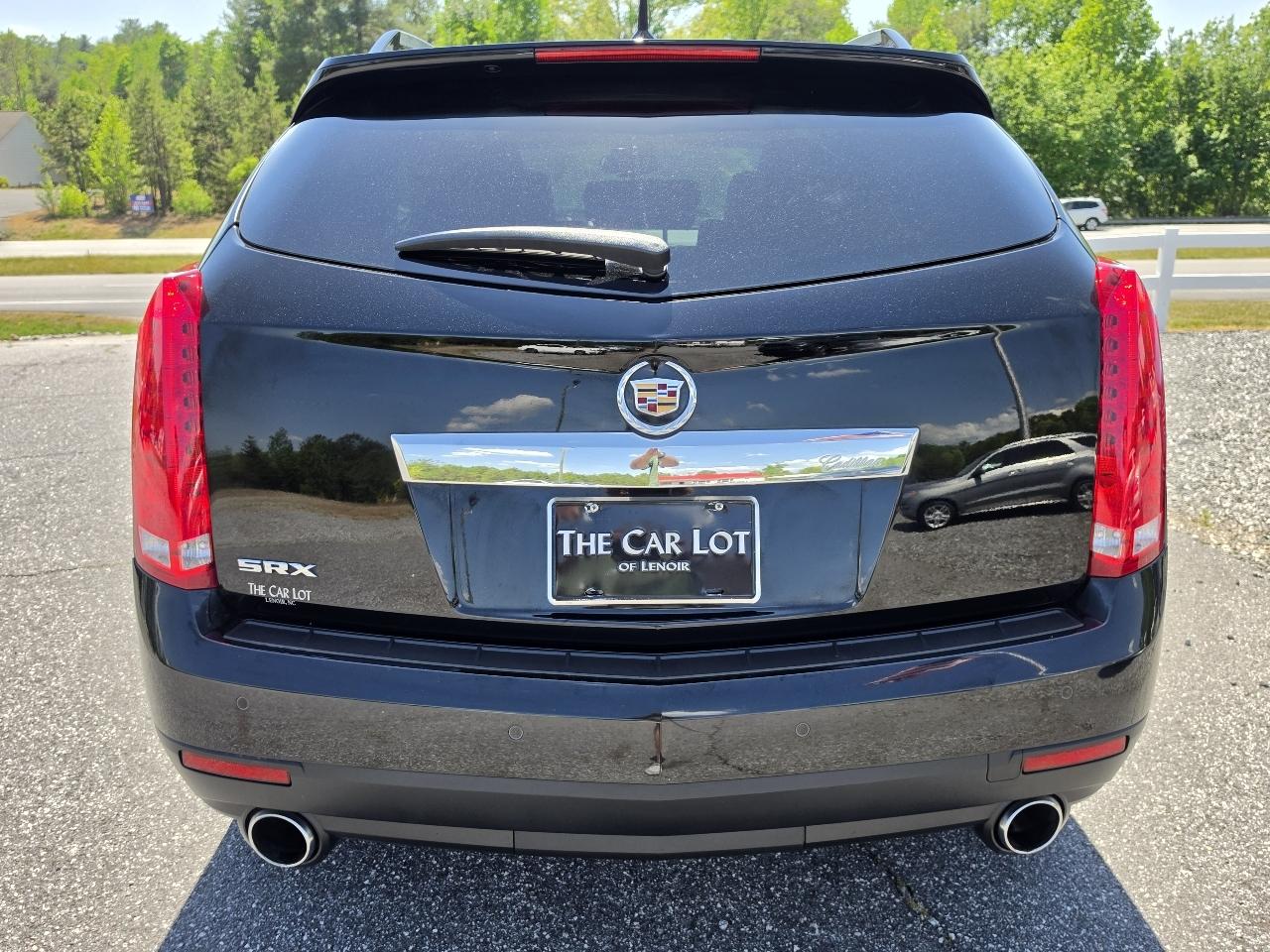 Cadillac SRX FWD 4dr Luxury Collection 2010