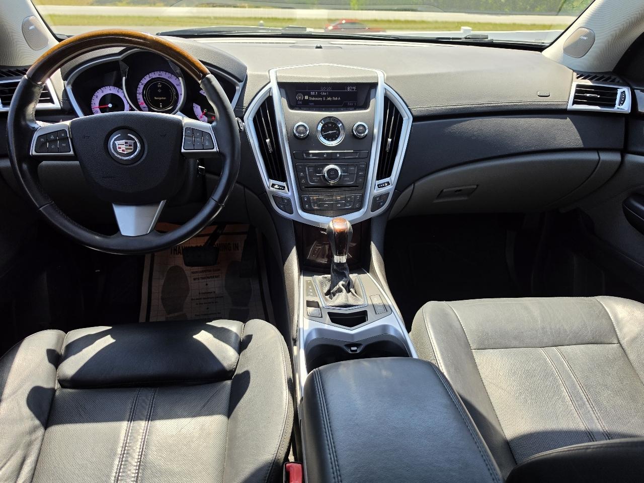 Cadillac SRX FWD 4dr Luxury Collection 2010