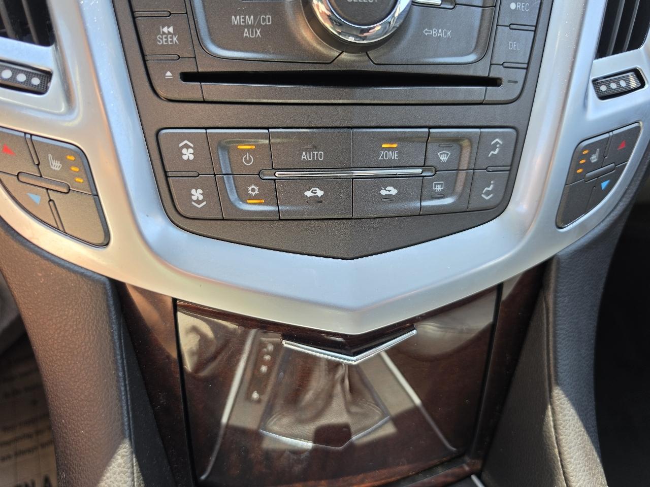 Cadillac SRX FWD 4dr Luxury Collection 2010