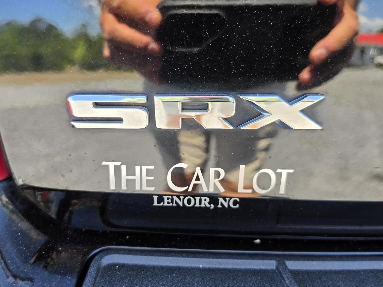 Cadillac SRX FWD 4dr Luxury Collection 2010