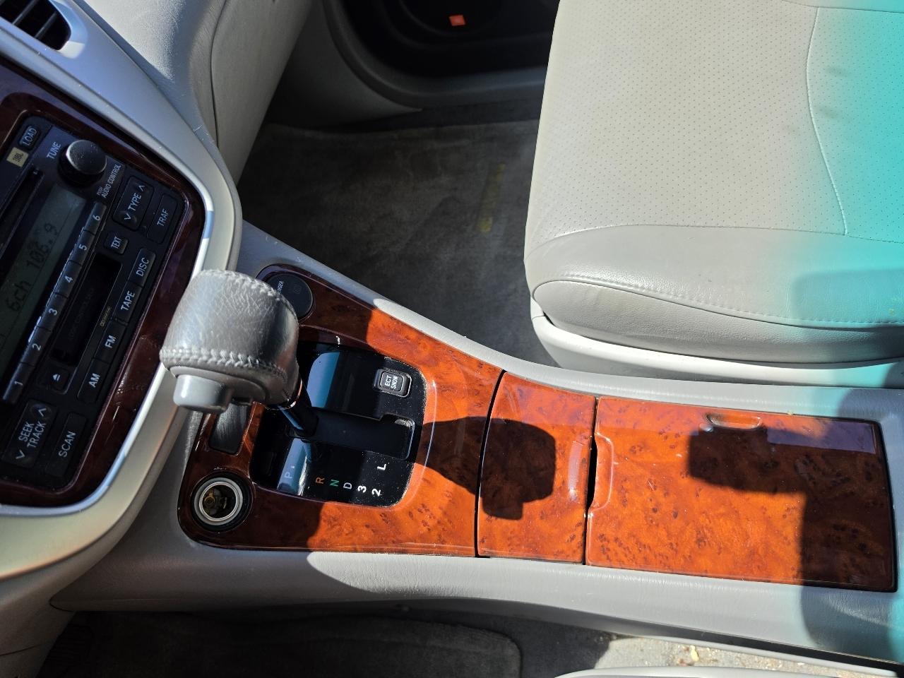 Toyota Highlander 4dr V6 Limited w/3rd Row (Natl) 2006