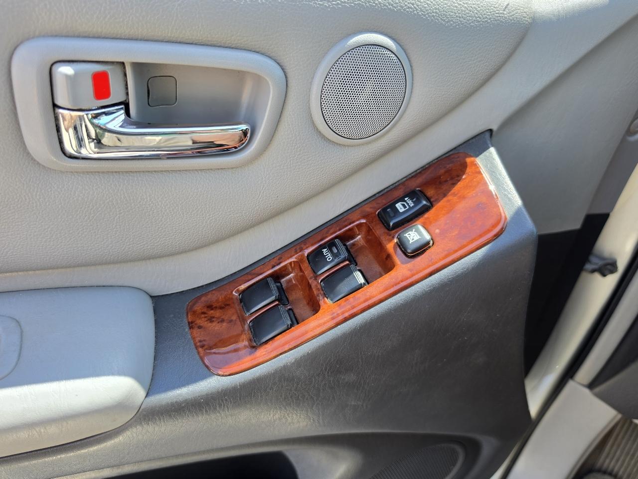 Toyota Highlander 4dr V6 Limited w/3rd Row (Natl) 2006