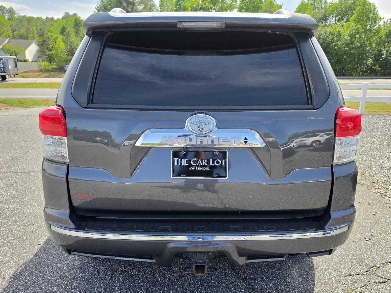 Toyota 4Runner 4WD 4dr V6 Limited (Natl) 2013