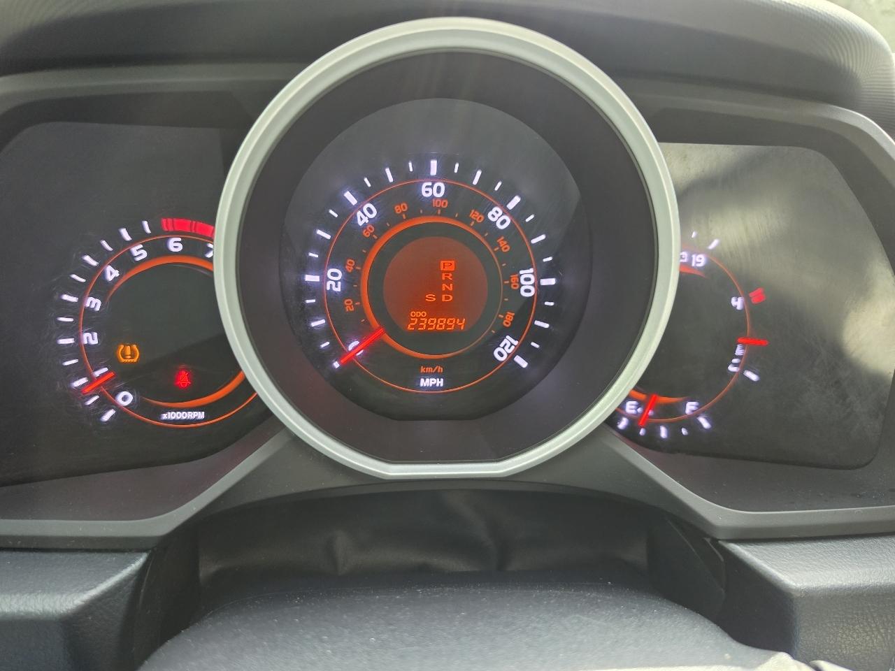Toyota 4Runner 4WD 4dr V6 Limited (Natl) 2013