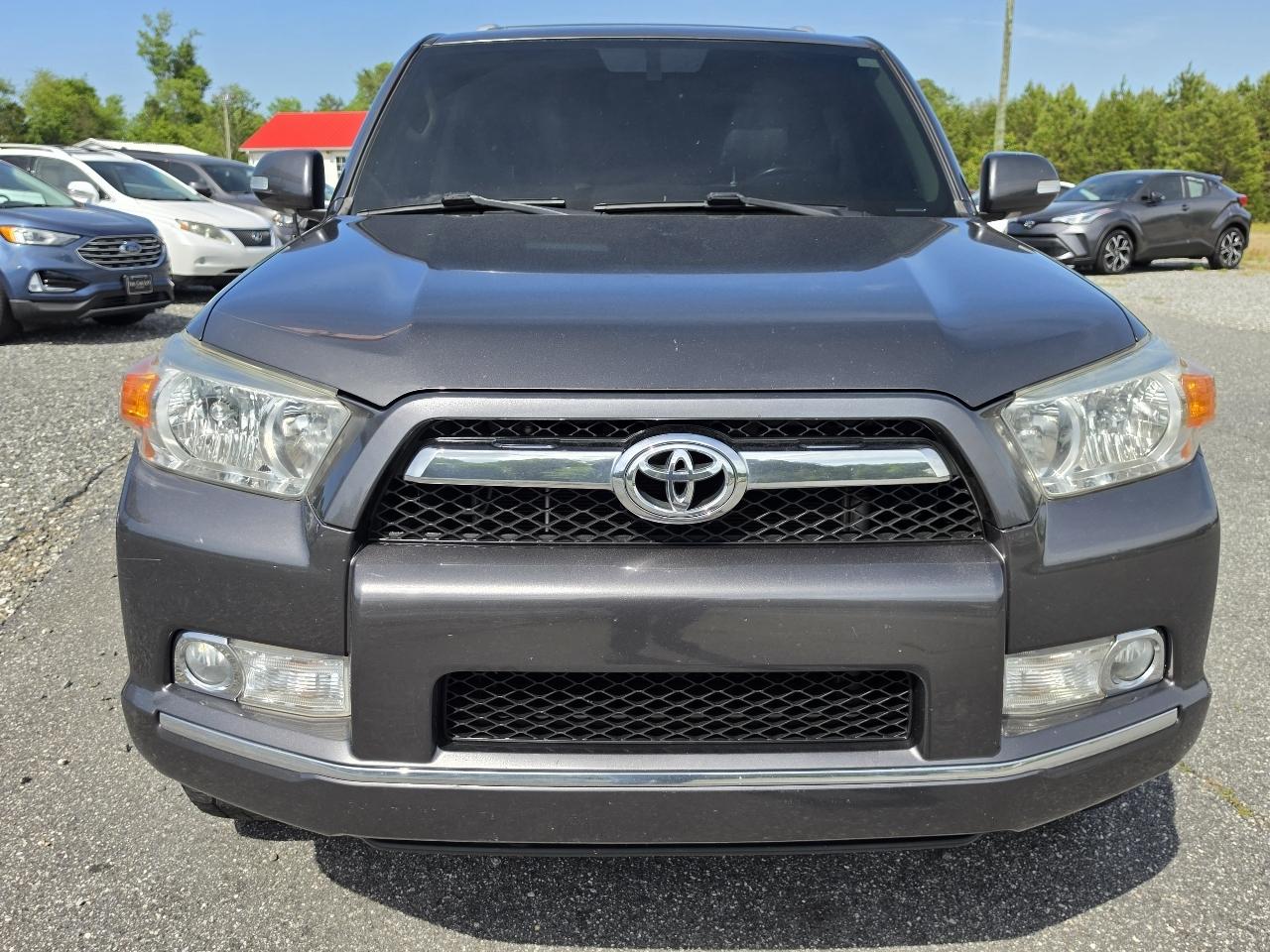 Toyota 4Runner 4WD 4dr V6 Limited (Natl) 2013