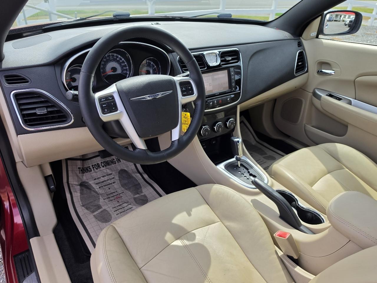 Chrysler 200 2dr Conv Limited 2012