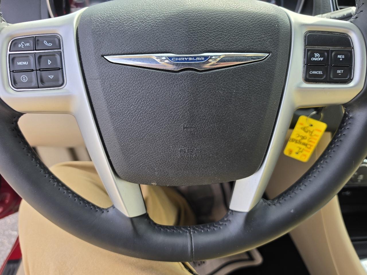 Chrysler 200 2dr Conv Limited 2012