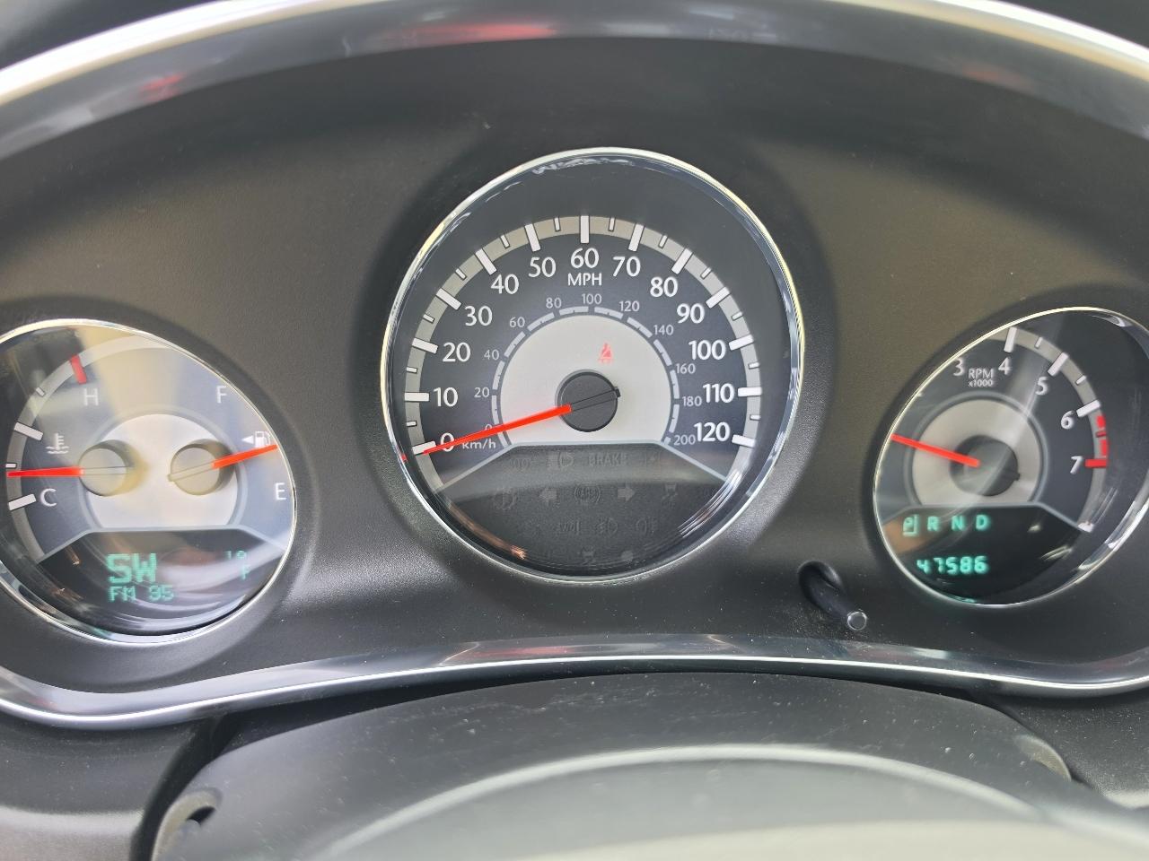 Chrysler 200 2dr Conv Limited 2012