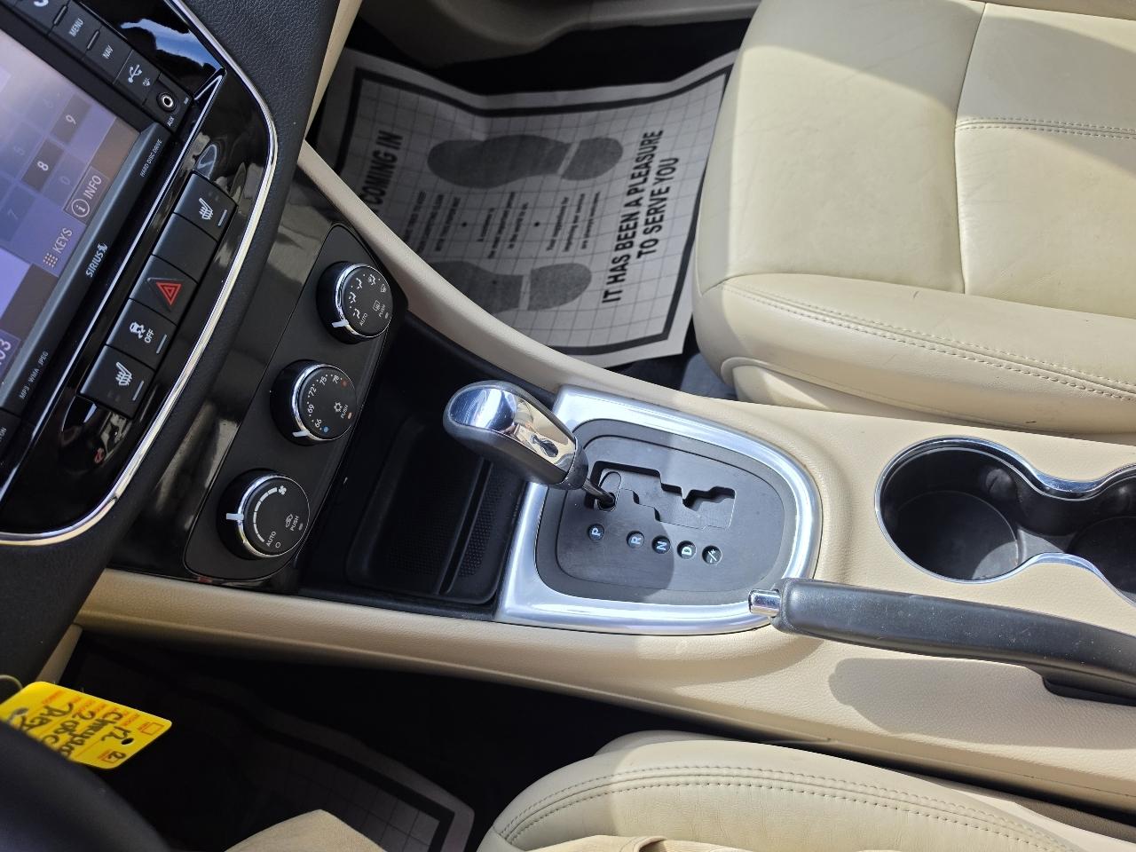 Chrysler 200 2dr Conv Limited 2012