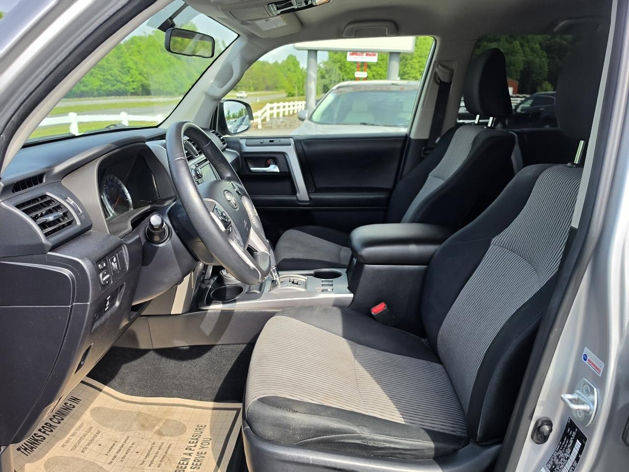 Toyota 4Runner 4WD 4dr V6 Trail Premium (Natl) 2014
